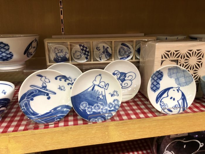 Small Snoopy plates